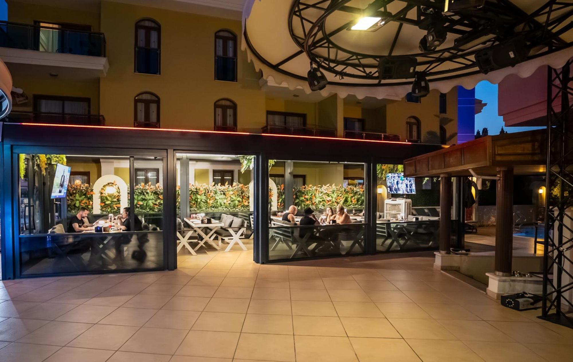 Club Karakas Apart Otel Marmaris Exterior photo