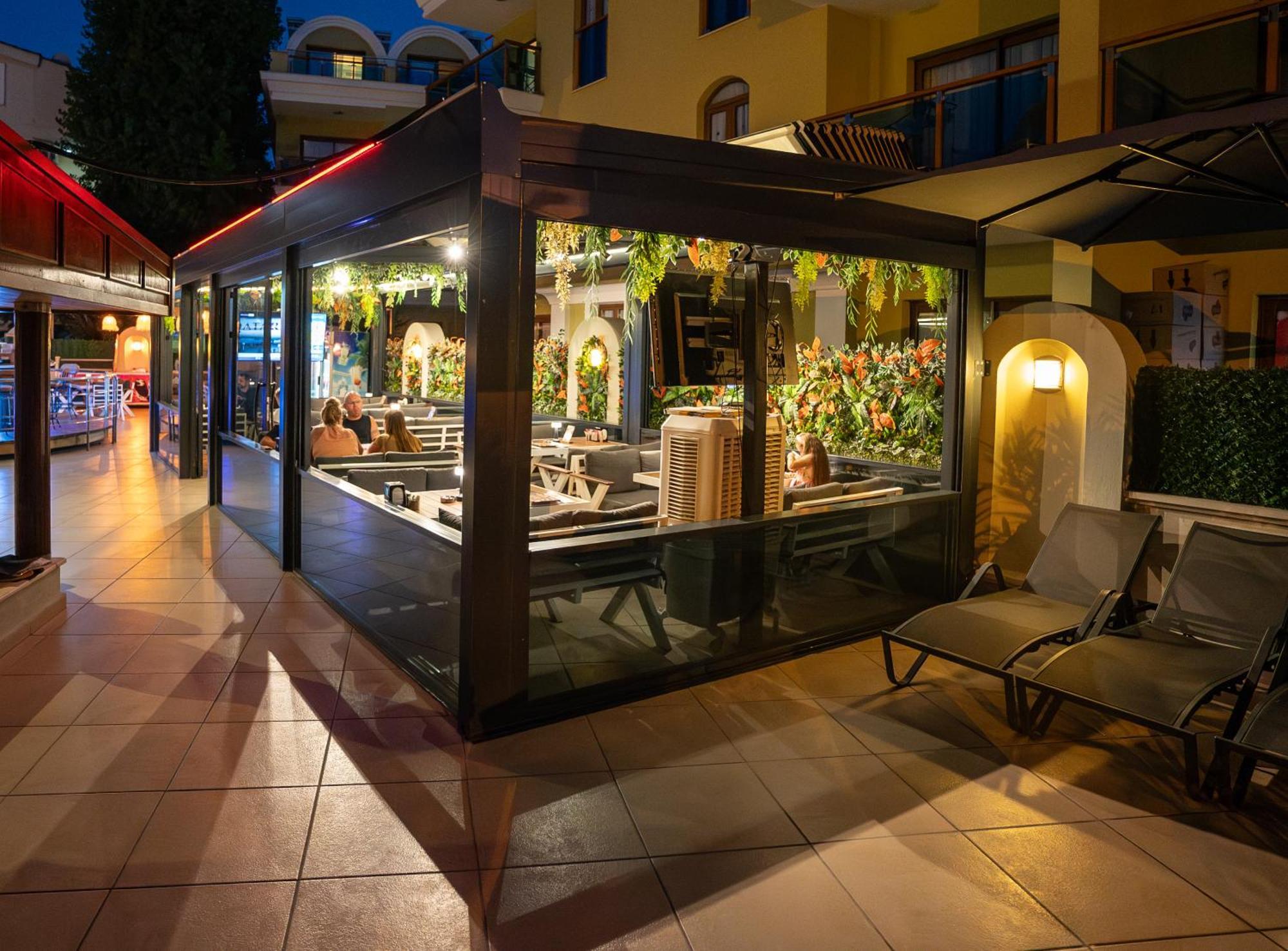 Club Karakas Apart Otel Marmaris Exterior photo